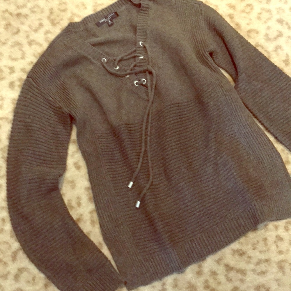Romeo and Juliet Army green sweater